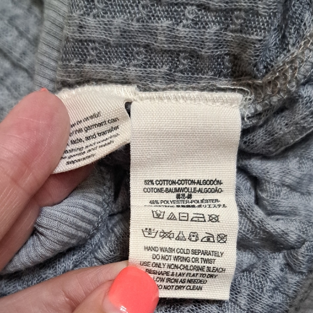 We The Free FREE PEOPLE Gray SHEER vneck Crop Top - Picture 5 of 7
